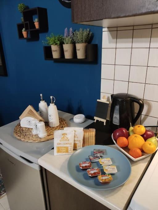 Modern Apartment Near Airport, Port & Beach Nea Alikarnassos Bagian luar foto